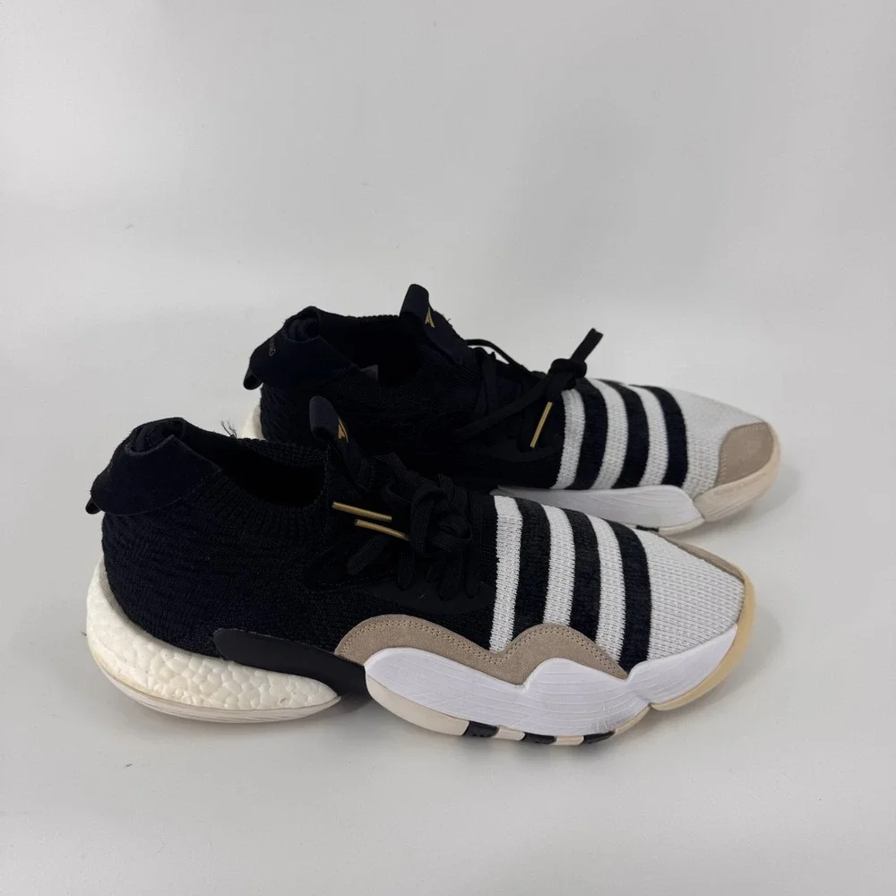 Adidas Trae Young 2.0 Basketball Shoes Mens 13 Black White Striped Gold H68999